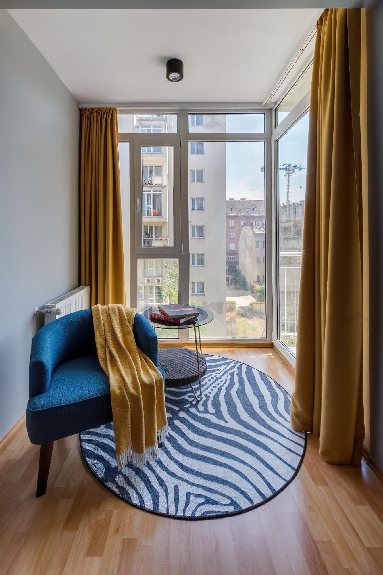 Stylish And Colorful With Balcony Apartment
